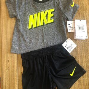 Nike boys 2 pc shorts set Size 12 months